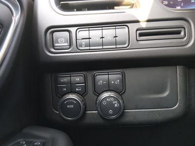 2024 Chevrolet Tahoe - Photo 13
