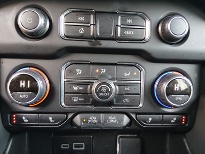 2024 Chevrolet Tahoe - Photo 19