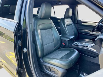 2022 Ford Explorer — photo 29 view