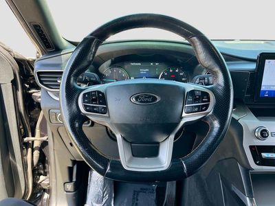 2022 Ford Explorer — photo 11 view