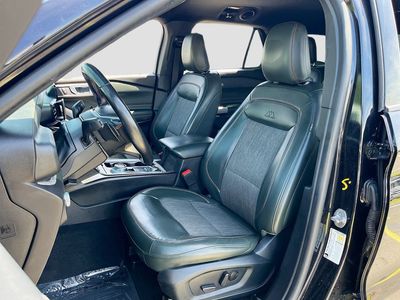 2022 Ford Explorer — photo 21 view