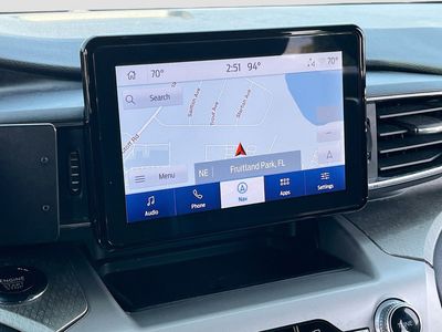 2022 Ford Explorer — photo 13 view