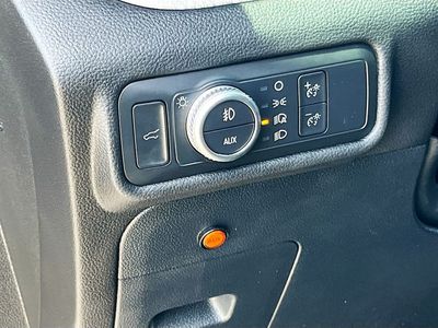 2022 Ford Explorer — photo 10 view
