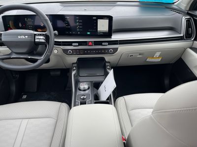 2026 Kia Sorento Hybrid — photo 13 view