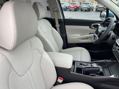 2026 Kia Sorento Hybrid — photo 15 view