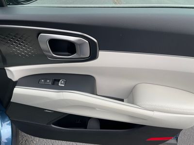 2026 Kia Sorento Hybrid — photo 21 view