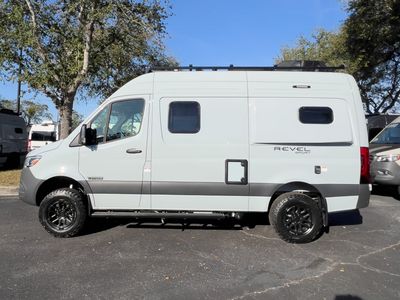 2026 Winnebago REVEL SPORT — photo 17 view