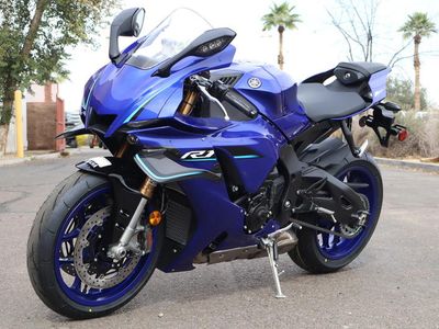 2026 Yamaha YZF-R1 - Photo 1
