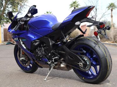 2026 Yamaha YZF-R1 - Photo 4