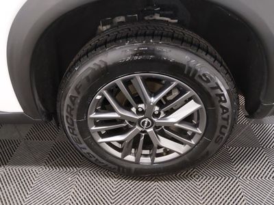 2024 Nissan Rogue — photo 10 view