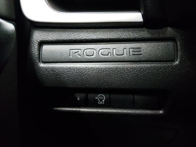 2024 Nissan Rogue — photo 13 view