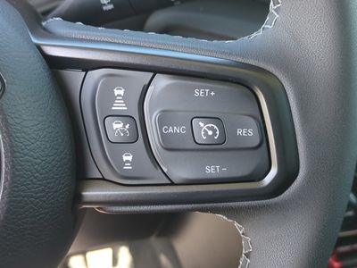 2026 Jeep Wrangler — photo 27 view