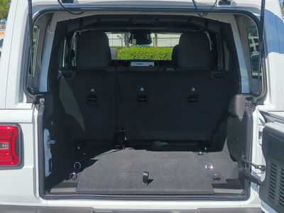 2026 Jeep Wrangler — photo 14 view