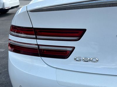 2022 Genesis G80 — photo 10 view