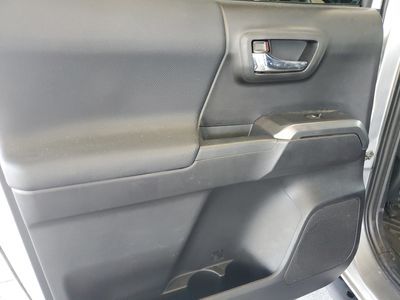 2021 Toyota Tacoma 4WD - Photo 13