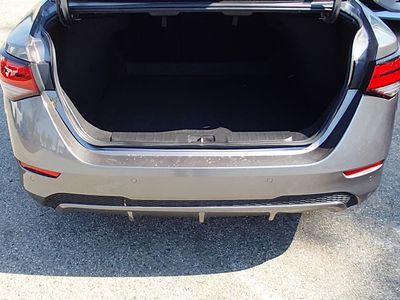 2024 Nissan Sentra — photo 11 view