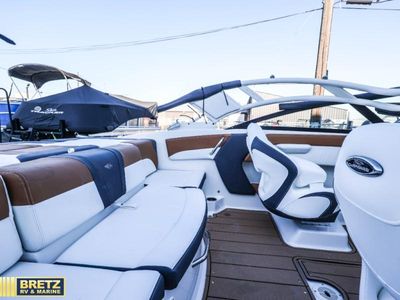 2026 Chaparral Boats SSi Series - Photo 8