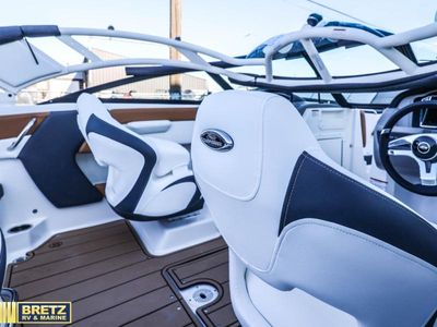 2026 Chaparral Boats SSi Series - Photo 9