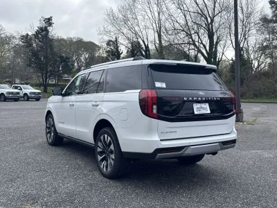 2026 Ford Expedition - Photo 5