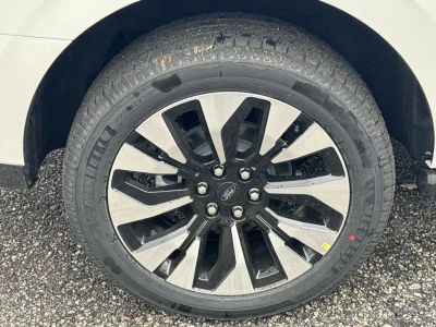2026 Ford Expedition - Photo 17