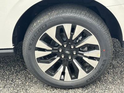 2026 Ford Expedition - Photo 20