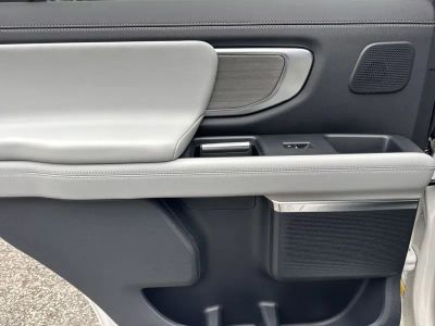 2026 Ford Expedition - Photo 22