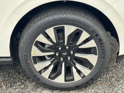 2026 Ford Expedition - Photo 12