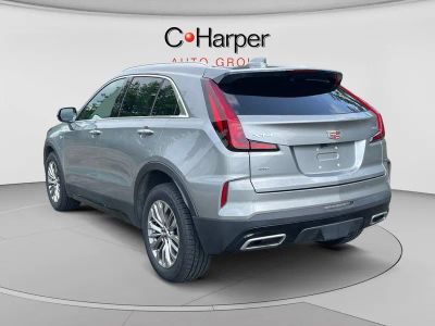 2024 Cadillac XT4 — detail view