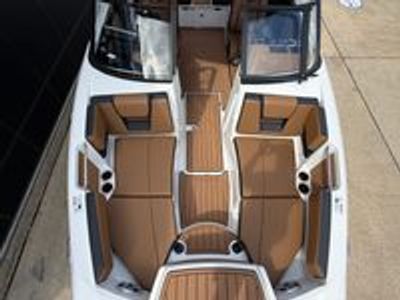 2026 Yamaha 222 SE - Photo 26