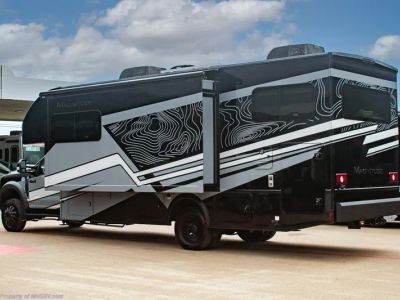 2027 Thor Motor Coach Magnitude Grand - Photo 42