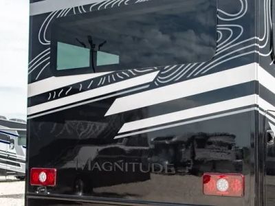 2027 Thor Motor Coach Magnitude Grand - Photo 43