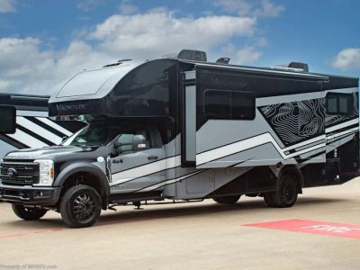 2027 Thor Motor Coach Magnitude Grand - Photo 41