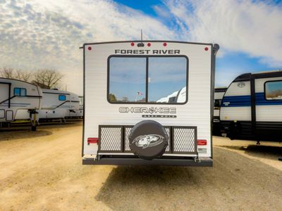 2026 Forest River RV Cherokee Grey Wolf — photo 9 view