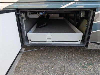 2024 Newmar Dutch Star — photo 11 view