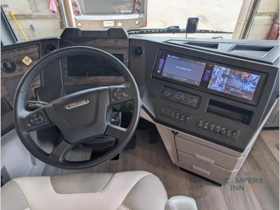 2024 Newmar Dutch Star — photo 26 view