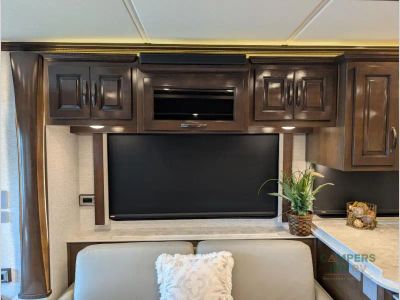 2024 Newmar Dutch Star — photo 50 view