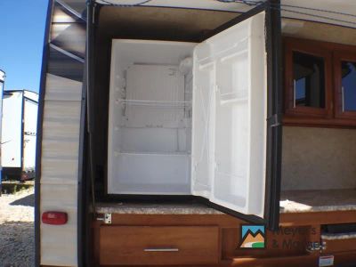 2017 Prime Time RV Avenger - Photo 8