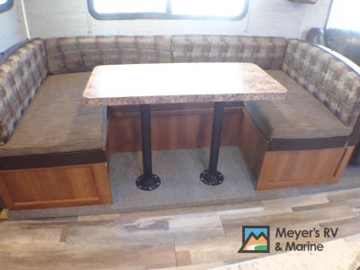 2017 Prime Time RV Avenger - Photo 23