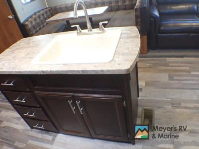 2017 Prime Time RV Avenger - Photo 21