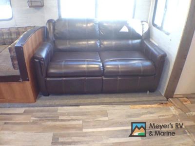 2017 Prime Time RV Avenger - Photo 30