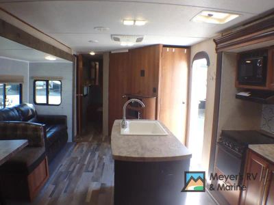 2017 Prime Time RV Avenger - Photo 14