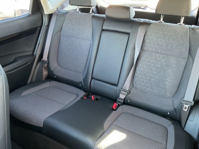 2026 Kia Seltos — photo 18 view