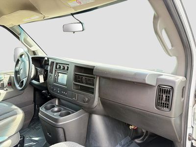 2019 GMC Savana Cargo Van - Photo 13