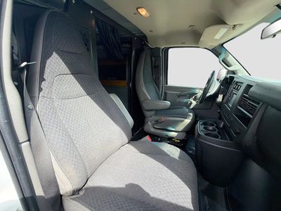 2019 GMC Savana Cargo Van - Photo 14