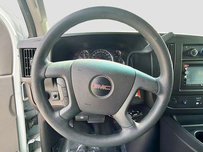 2019 GMC Savana Cargo Van - Photo 31