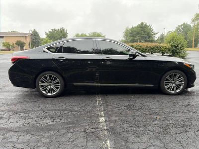 2020 Genesis G80 — interior view