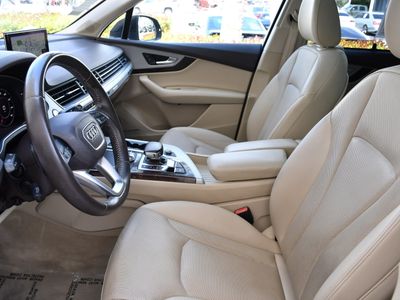 2019 Audi Q7 — photo 16 view