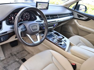 2019 Audi Q7 — photo 17 view