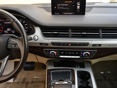 2019 Audi Q7 — photo 11 view