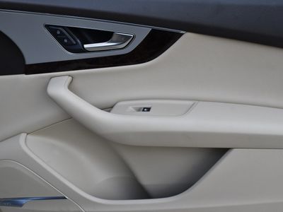 2019 Audi Q7 — photo 27 view
